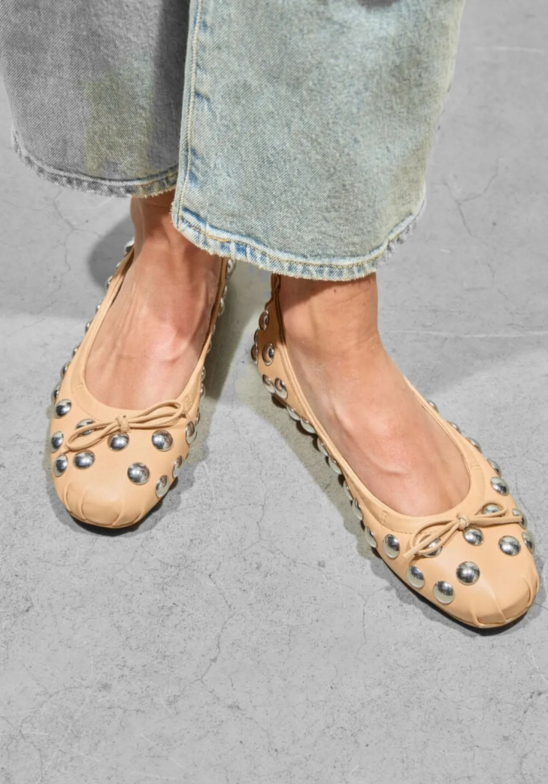 HOGAN ballerina's h684 ballerina borchie beige Outlet