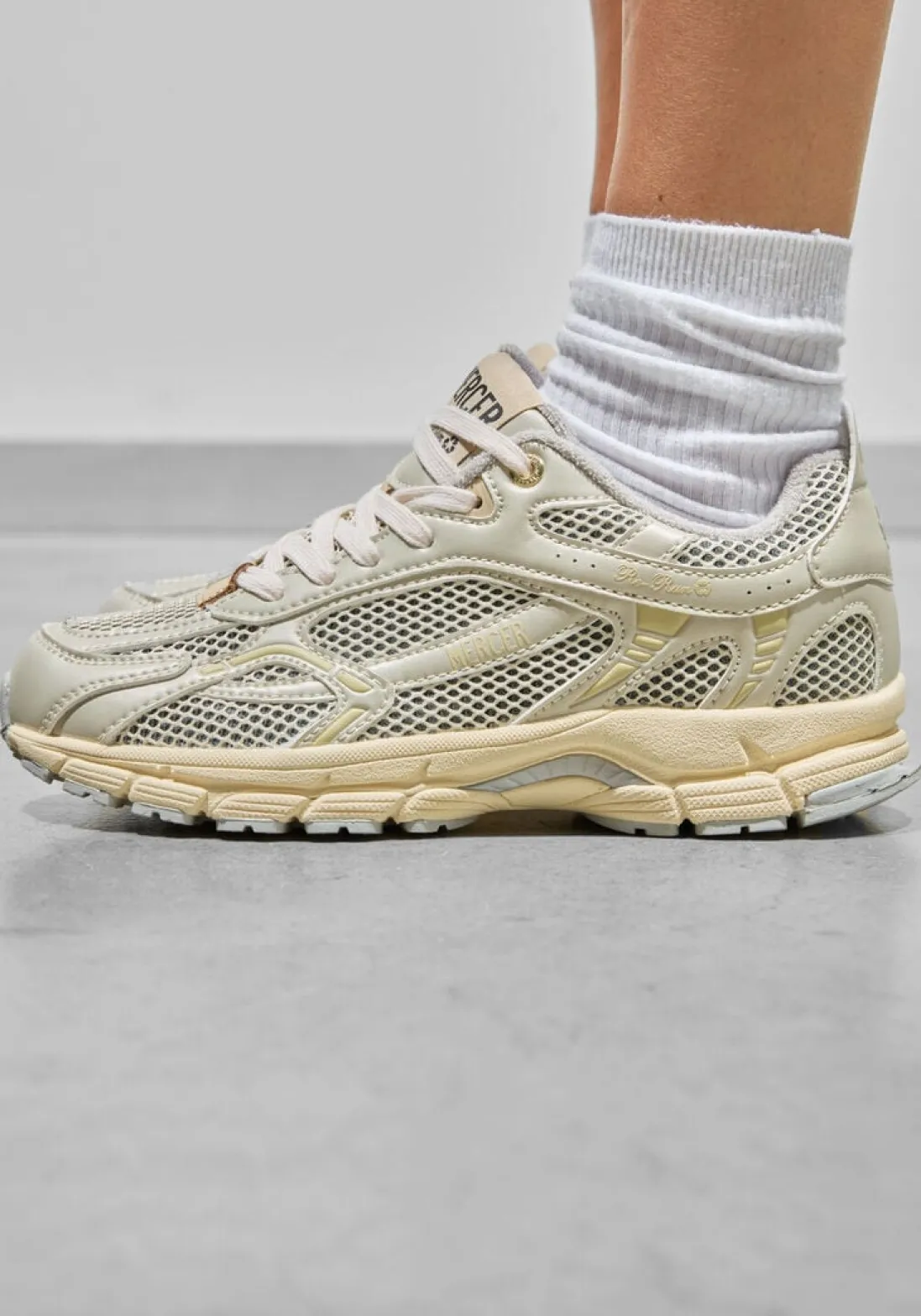 MERCER AMSTERDAM lage sneakers the re-run champagne beige Clearance