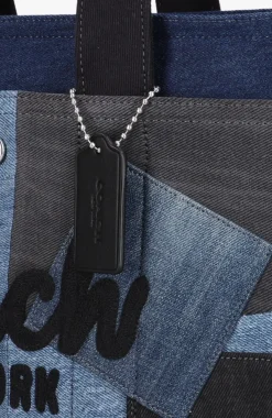 COACH e handtas patchwork denim cargo tote blauw Outlet