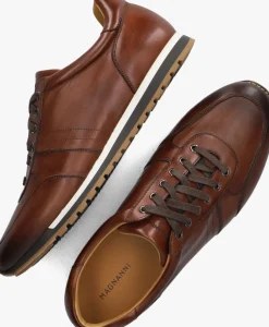 MAGNANNI e lage sneakers 22652 bruin