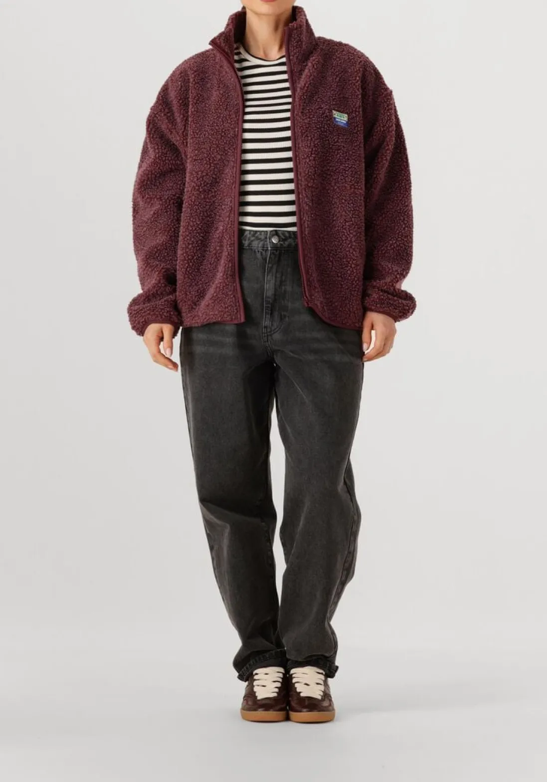 NUBIKK e lage sneakers ray owen studs bruin Hot