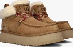UGG vachtlaarzen w funkarra cabin cuff cognac Outlet