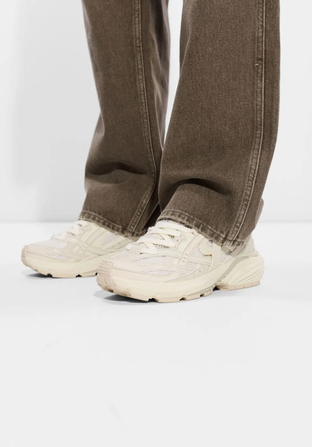 REPRESENT lage sneakers storm runner creme Hot