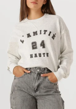 HAUTE L'AMITIÉ lichtgrijze haute l'amitié trui college curve sweat lichtgrijs Online