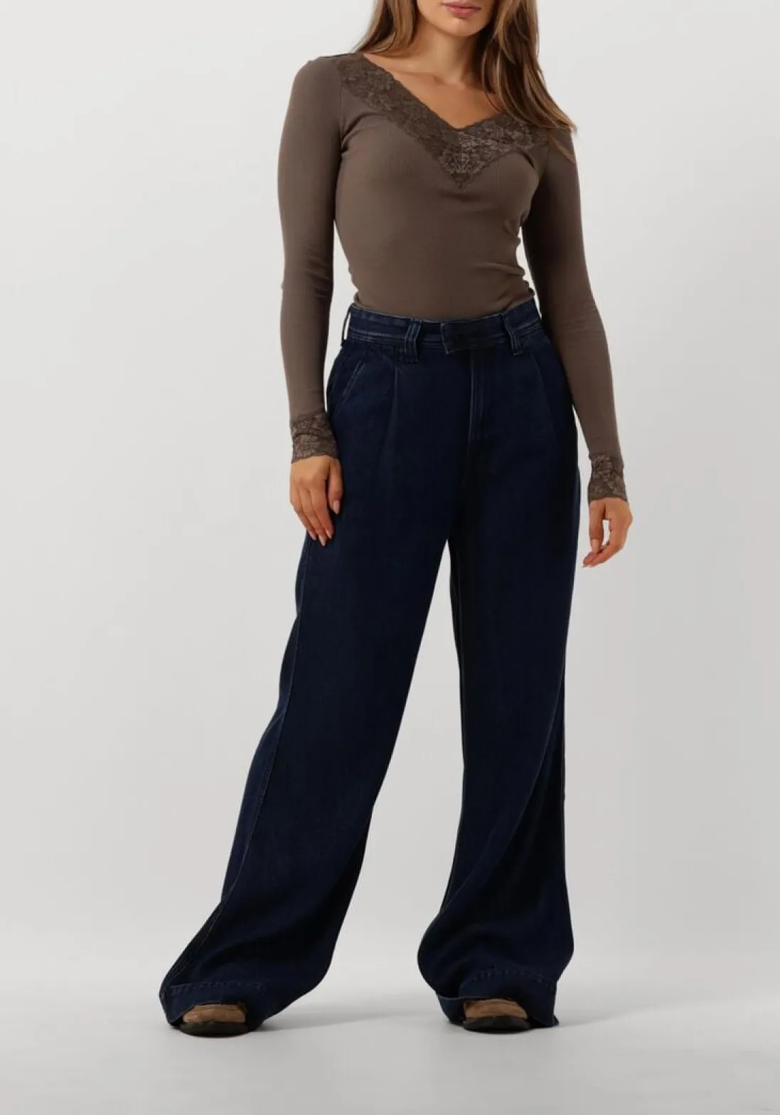 ROSEMUNDE top bernadine organic t-shirt lace taupe