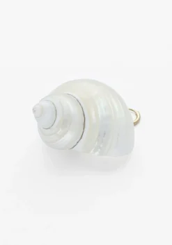 BONNIE STUDIOS te bedels big shell pendant wit Outlet