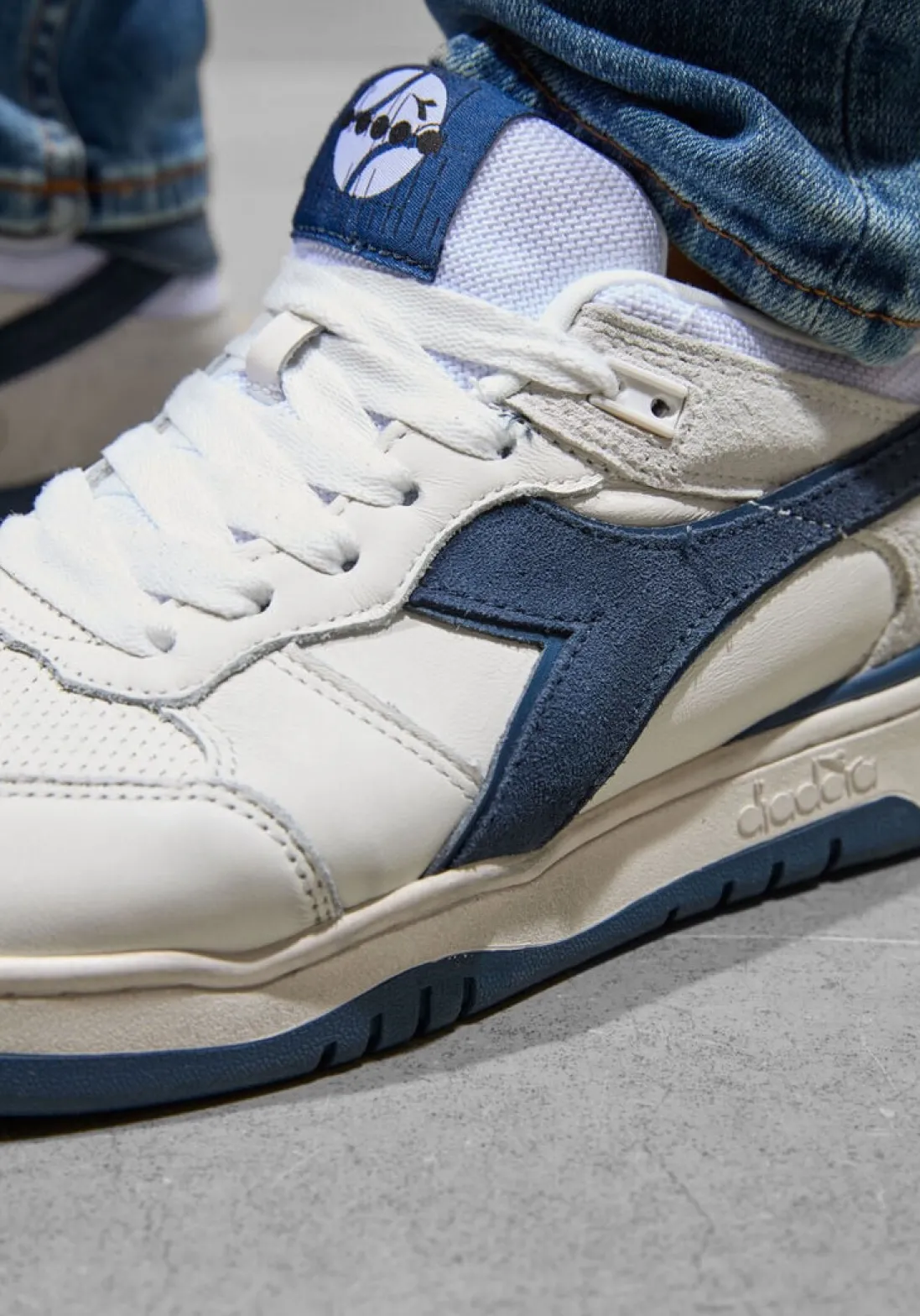 DIADORA HERITAGE te lage sneakers b.560 used wit Hot