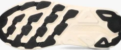 HOKA te lage sneakers clifton one9 wit Clearance