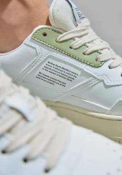 MoEa te lage sneakers -basgn1 wit Clearance