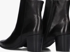 LINA LOCCHI e enkellaarsjes at 156 zwart New