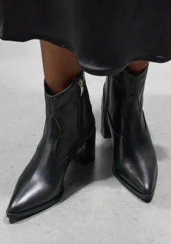 LINA LOCCHI e enkellaarsjes 30731 zwart New