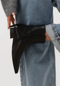 TORAL e enkellaarsjes belinda zwart